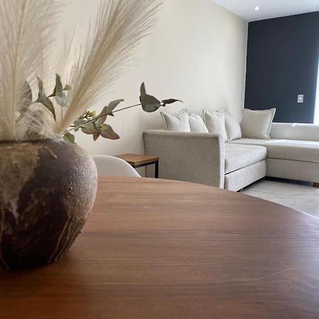 Dreamhaus Guadalajara Country Club Aparthotel Ngoại thất bức ảnh